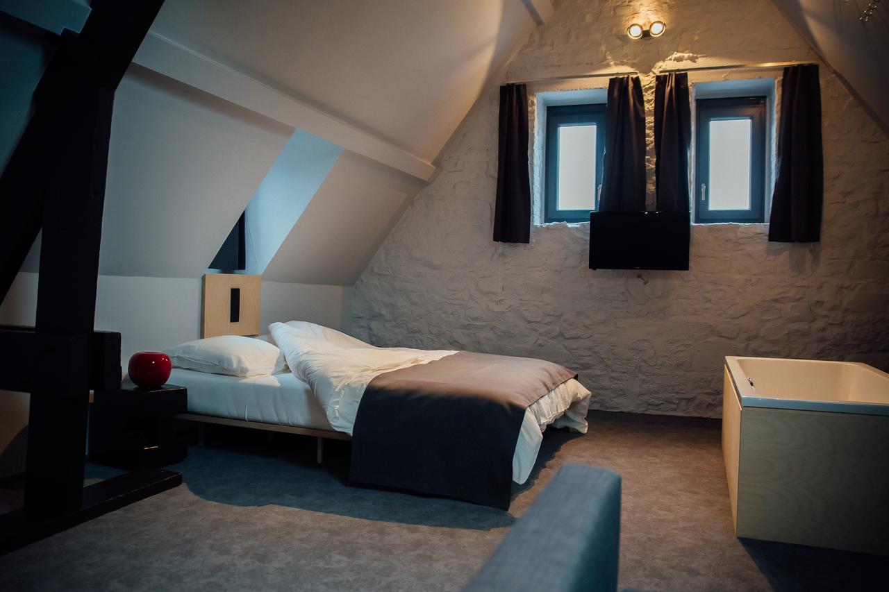 Auberge De L'Abbaye Thuin Eksteriør bilde